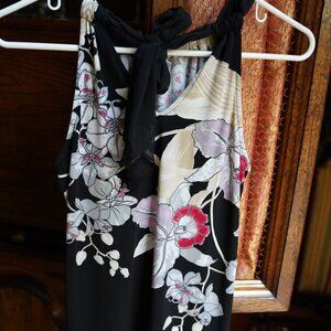 Tahari Sleeveless Floral Shirt